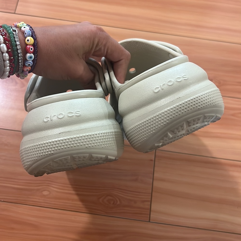 Crocs - Picture 5 of 6